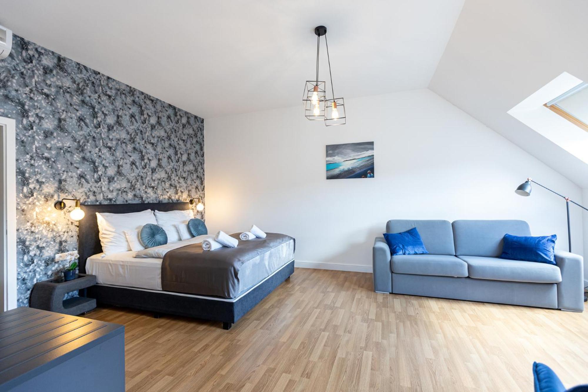 Hotel Clariss Balatonalmádi エクステリア 写真